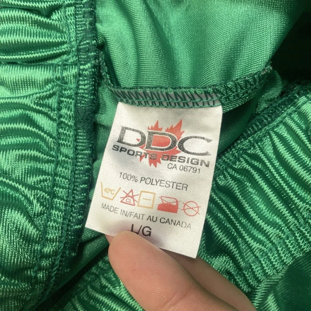 Vintage Made in Canada Shiny Silky Dazzle Shorts Mens Large Green Baggy Y2K 90s - Picture 3 of 8